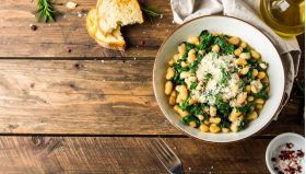 Creamy Beans with Kangaroo Island Garlic